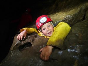 découverte spéléo outdoor pleine nature Ariège Pyrénées Couserans